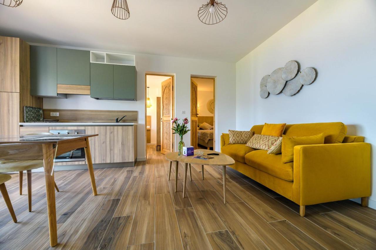 Residence Ochji Di Mare Проприано Екстериор снимка