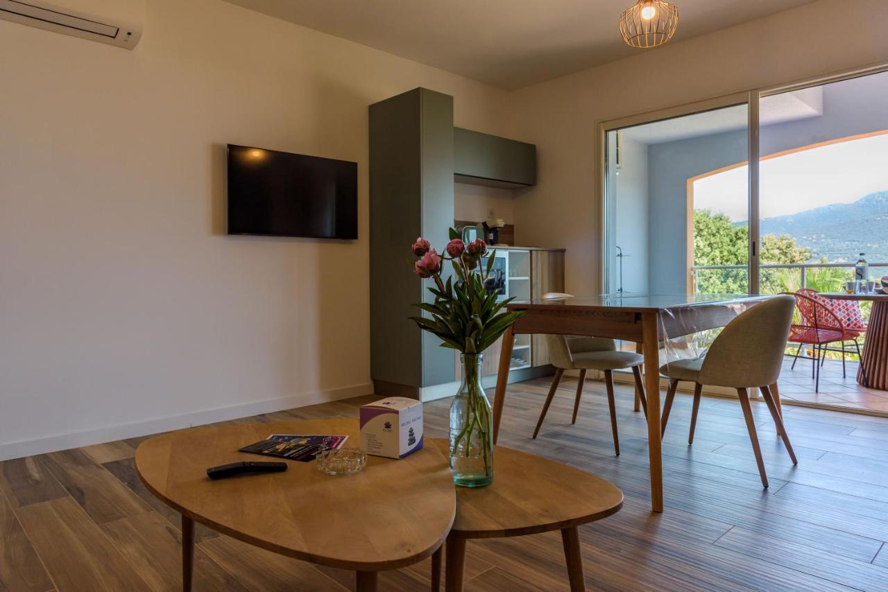 Residence Ochji Di Mare Проприано Екстериор снимка