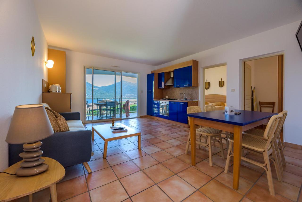 Residence Ochji Di Mare Проприано Екстериор снимка